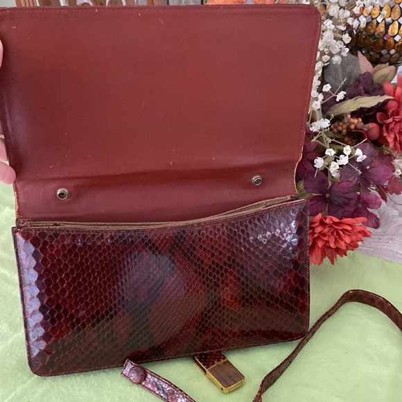 Vintage genuine python skin bag. - Picture 9 of 16